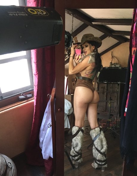 big tits nerd onlyfans hd images