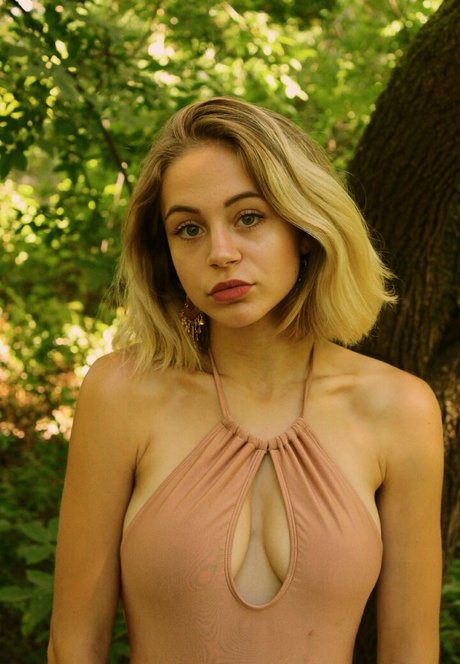 Athena bloome art star gallery