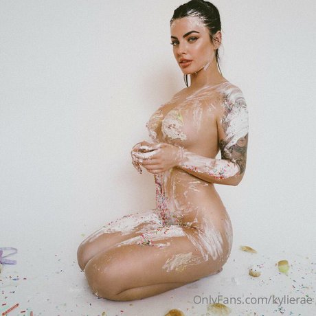 Kylie Rae star pornographic photos