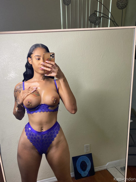 Katt Von Don nice actress gallery