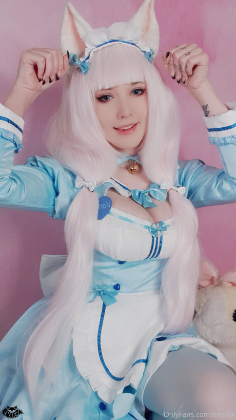 Enafox sexy actress gallery