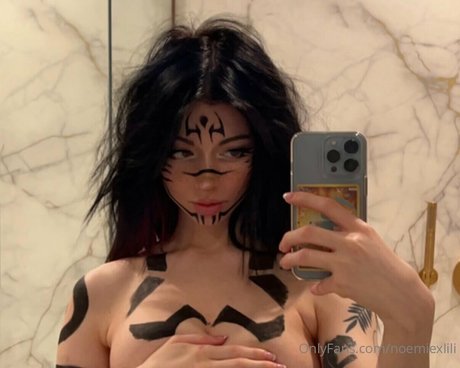 noemiexlili perfect pornstar images