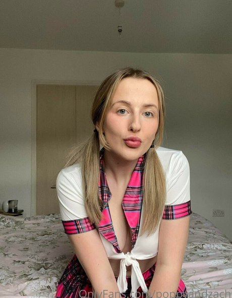 Strawberrykittenn top model archive