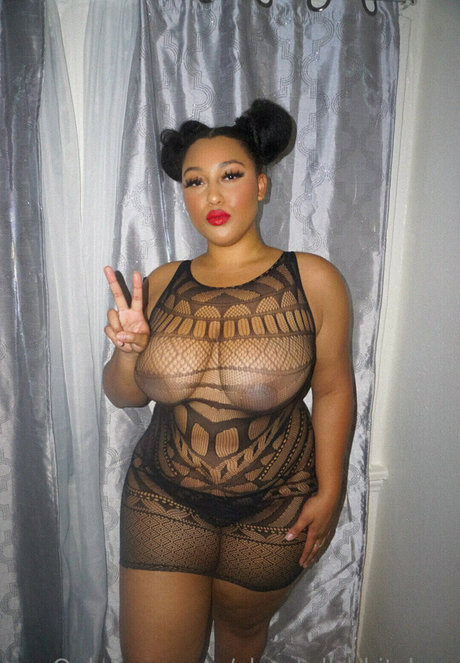 Chantelles Kitchen hd pornstar img