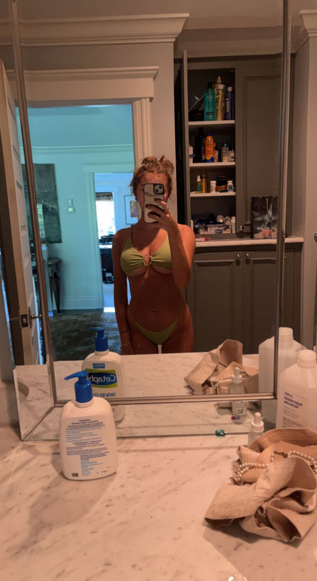 fat redhead onlyfans xxx images