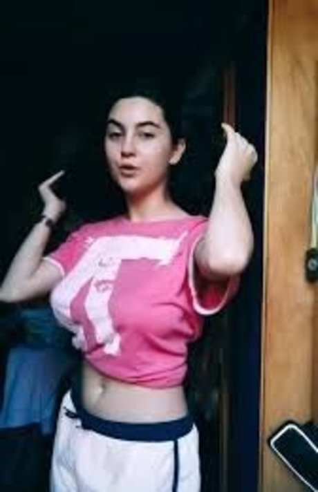 Eva Batista nude model images