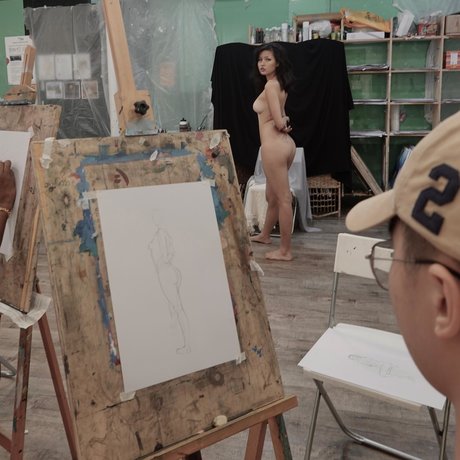 babe brunette onlyfans pretty galleries