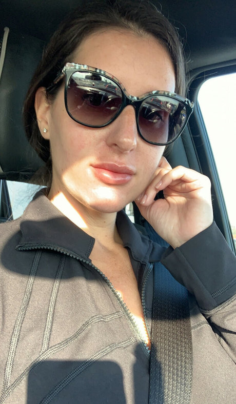 sexywife08 art star archive