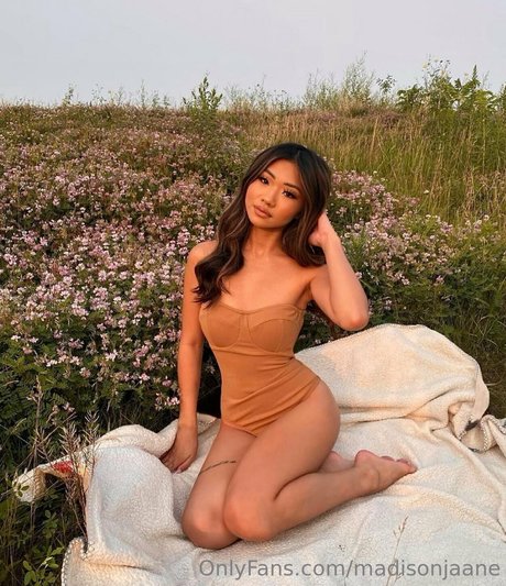 madison jane hd model picture