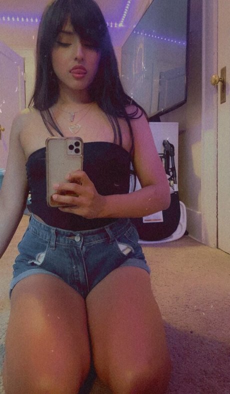 Carababexx porn model images