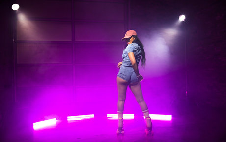 Jada Kai art model picture