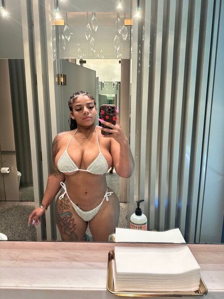 KKVSH model free photo