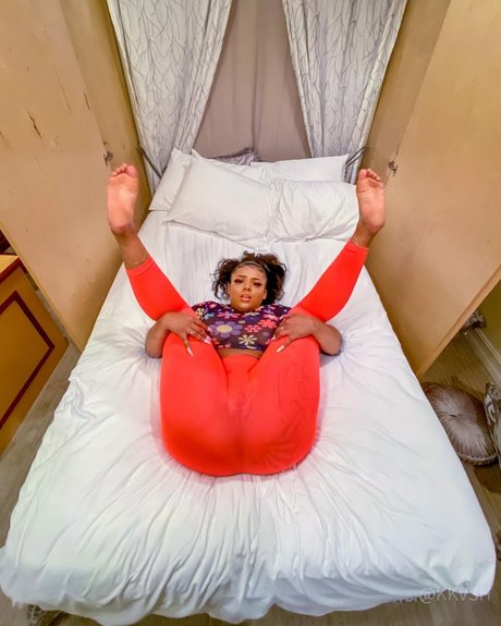 KKVSH pornstar nice photos