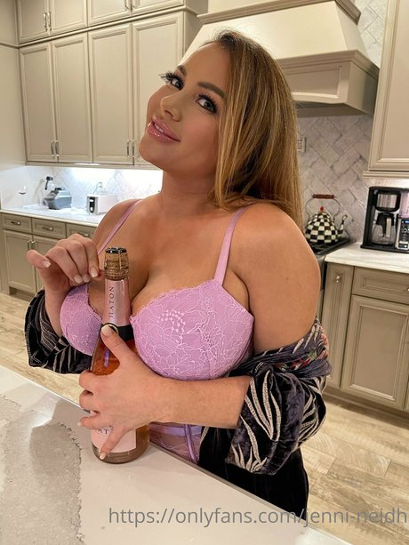 Jenni Neidhart model naked pic