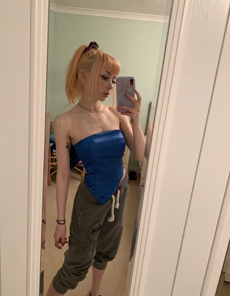 petite asian onlyfans xxx image