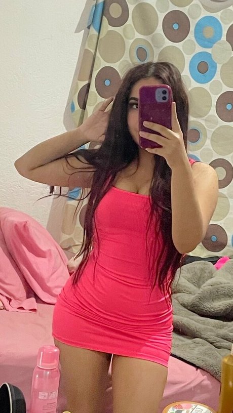 Aylin Ramos exclusive star photos