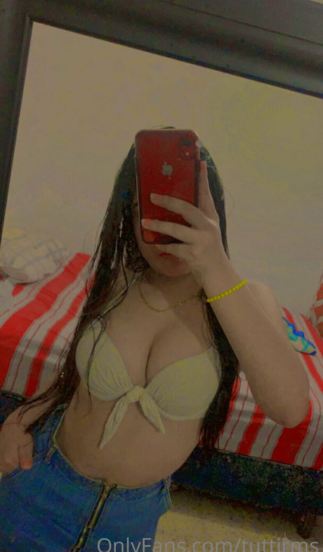 Aylin Ramos model sexy picture