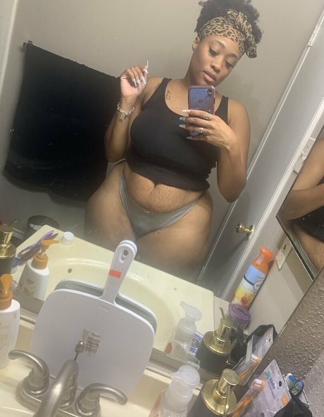 Synsationn pornstar exclusive pics