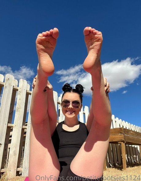 cuckold feet onlyfans beautiful archive