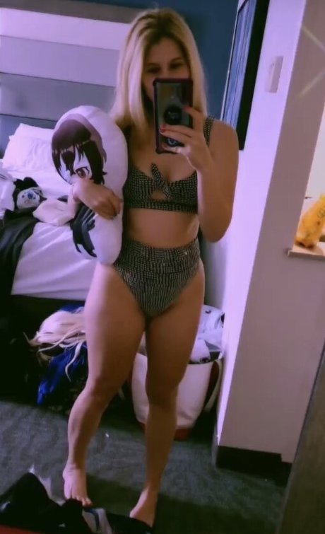 cloverarley pornstar adult picture