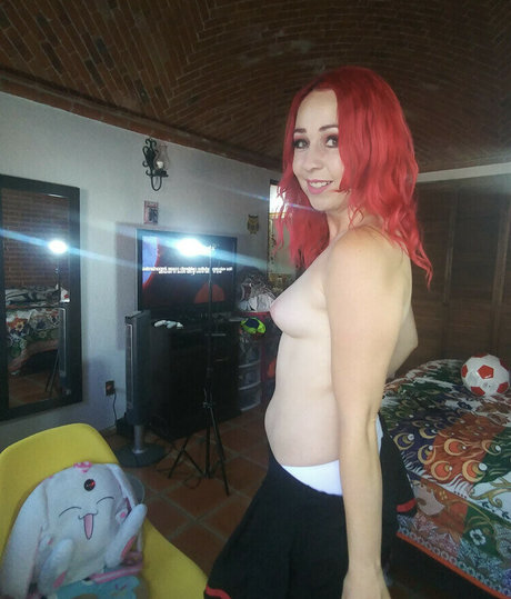 Litzia Moon best actress images