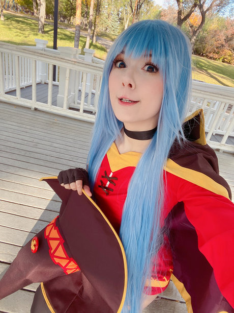 Meggii perfect pornstar img