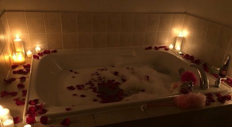 Lil Devil Juju erotic pornstar image