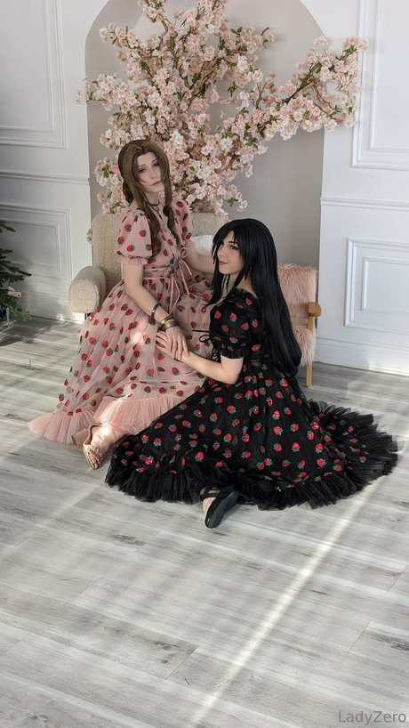 lesbian ass onlyfans exclusive pic