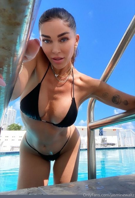 Jasmine Waltz hot actress images