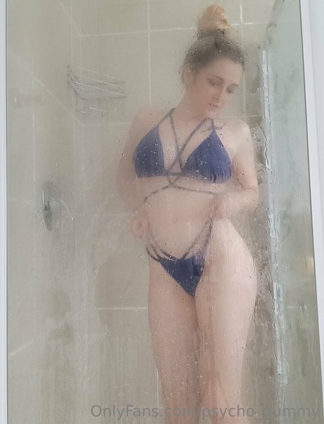 Ryn Psycho Gummy pornstar hot photo