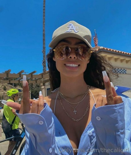 Undercover freak star beautiful pic