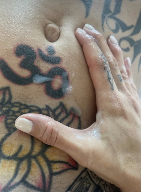 streamer onlyfans beautiful nude image