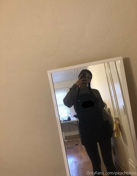 peachbloss porn star images