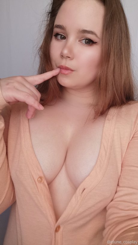 Elune Cosplay best actress image