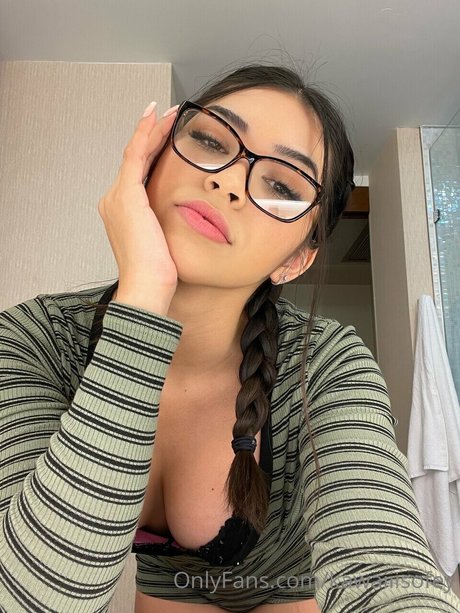 redhead skinny onlyfans exclusive pictures