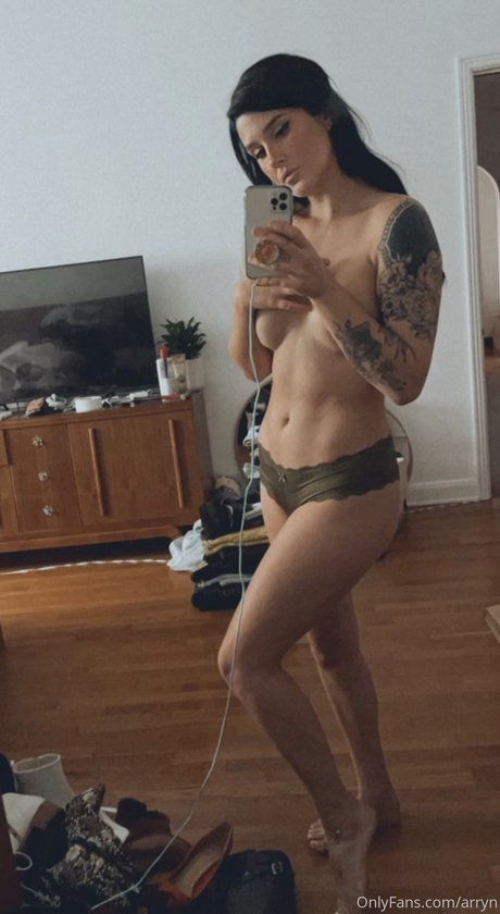 black onlyfans naked pics