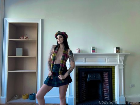 tattooed shemale onlyfans nudes photo