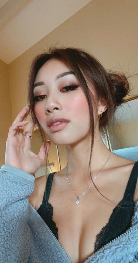 bbygirlmai pornstar xxx picture