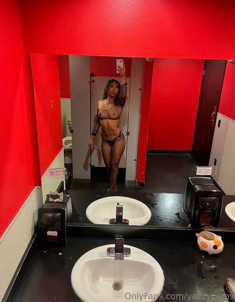 blonde shemale onlyfans top picture