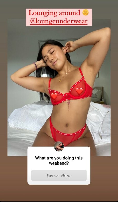 Badgalcascas best model picture