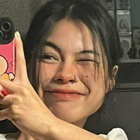 emiiziru pornstar nude gallery