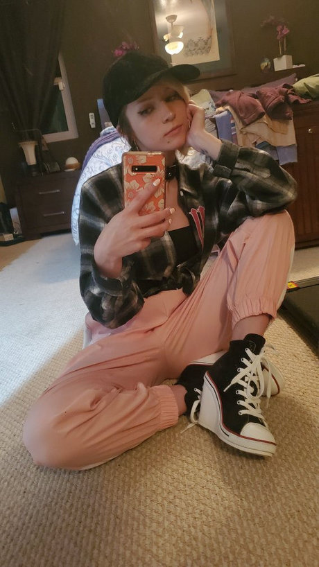 black female onlyfans sexy naked picture