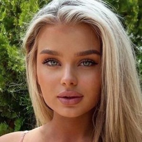 tattooed shemale onlyfans hot photo