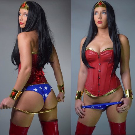 Miss Felicity Davis beautiful pornstar pictures