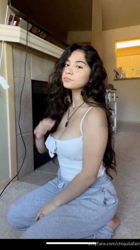 ChiquitaFairy nude pornstar archive