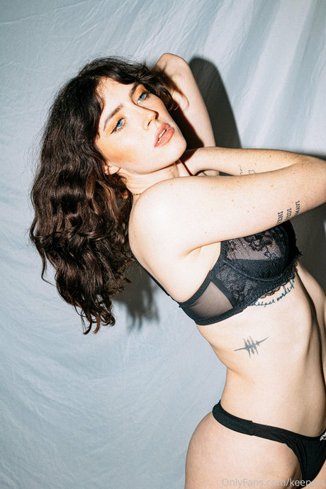 Keep Chambers beautiful star photo