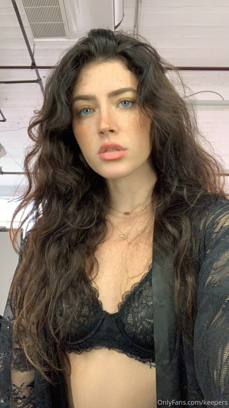 Keep Chambers pornographic model pic