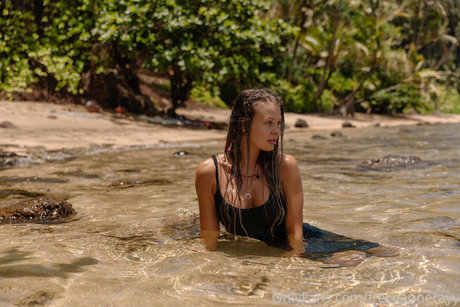 Rachel Anne Rayy top actress pic