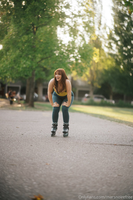 Mars Noire model high quality pic