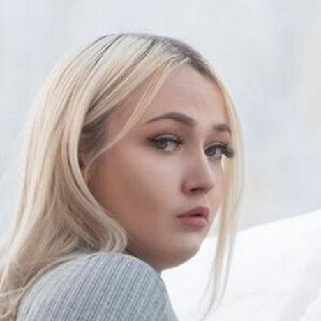 Piia Niva perfect model img